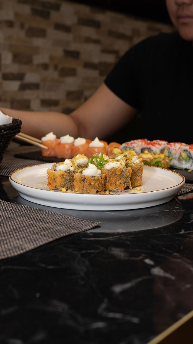 Maoya Garden - Uramaki fritti